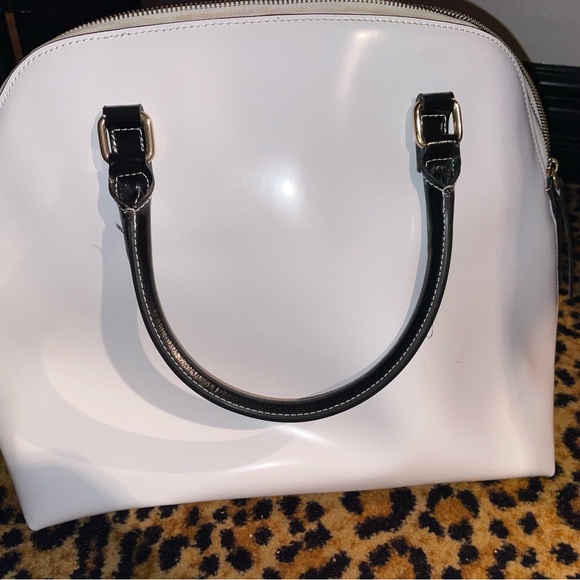 A Bellucci Black and white Satchel - Picture 8 of 10